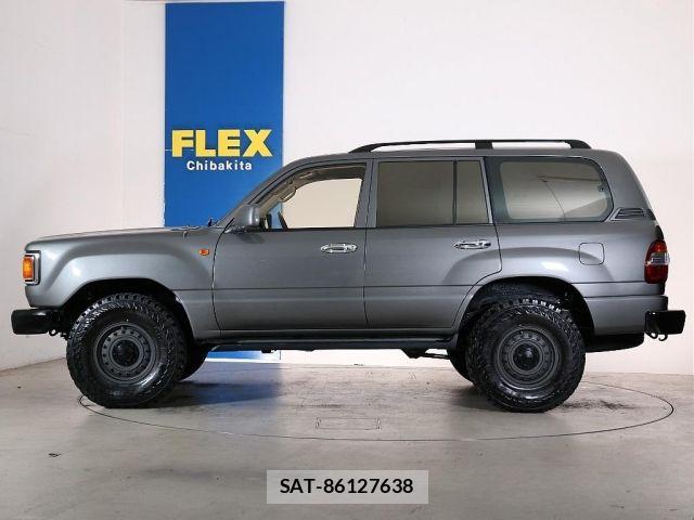 Toyota LAND CRUISER 2002-01 8366622-9