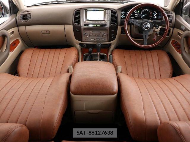 Toyota LAND CRUISER 2002-01 8366622-1