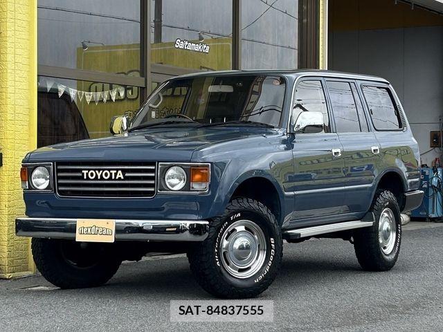 Toyota LAND CRUISER 1997-10 8366627-0