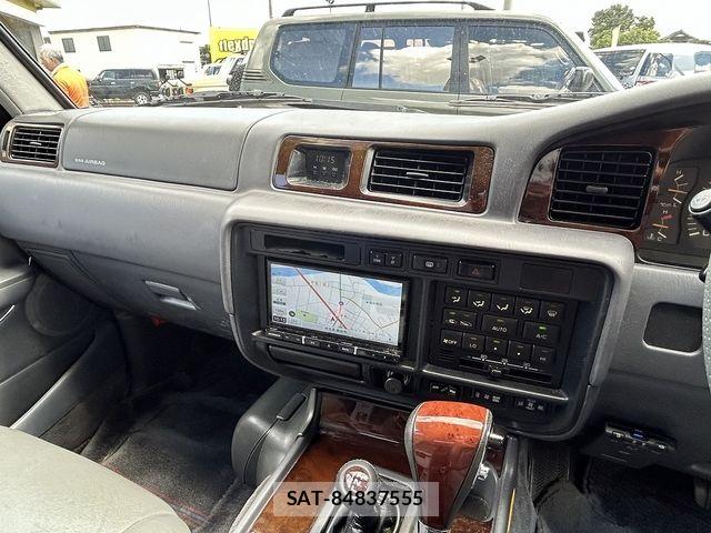 Toyota LAND CRUISER 1997-10 8366627-1