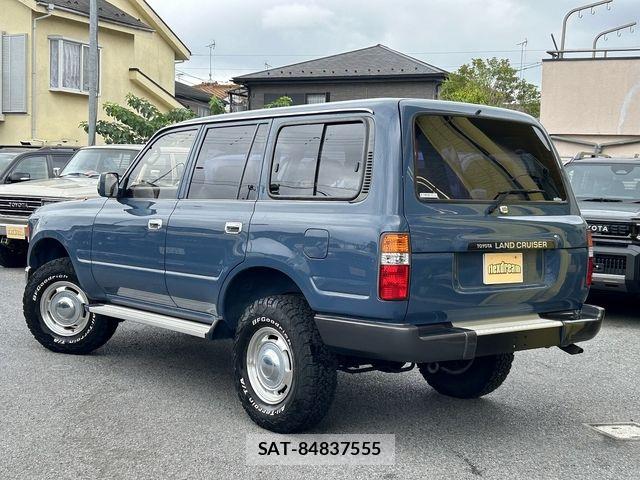 Toyota LAND CRUISER 1997-10 8366627-2