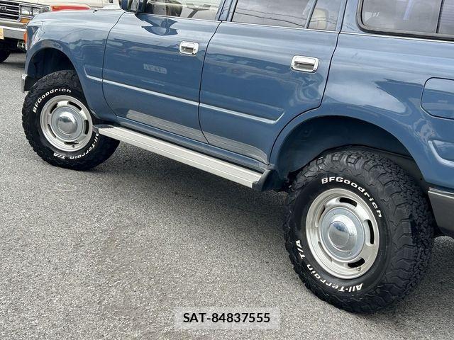 Toyota LAND CRUISER 1997-10 8366627-5