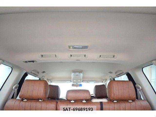 Toyota LAND CRUISER 2006-01 8366626-9