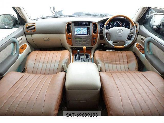 Toyota LAND CRUISER 2006-01 8366626-1