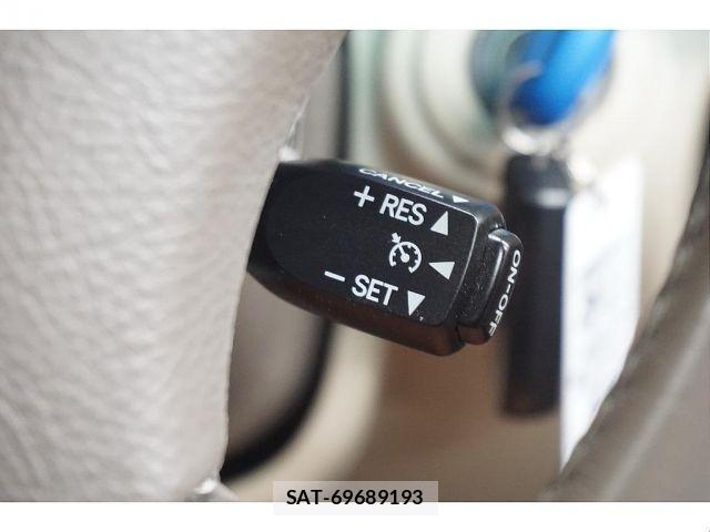 Toyota LAND CRUISER 2006-01 8366626-19
