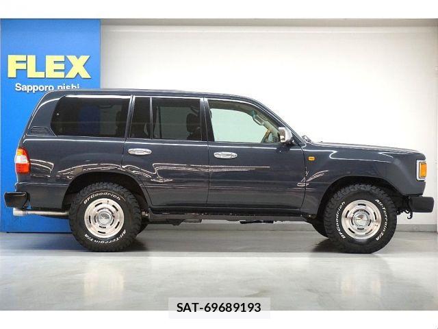 Toyota LAND CRUISER 2006-01 8366626-5