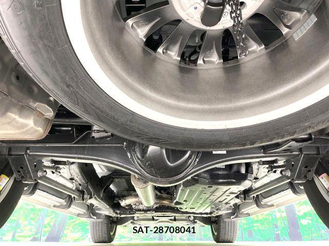 Toyota LAND CRUISER 2024-04 8366617-18
