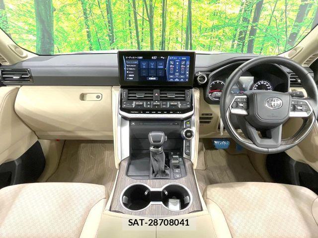 Toyota LAND CRUISER 2024-04 8366617-1
