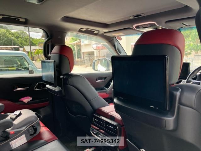 Toyota LAND CRUISER 2023-10 8366620-13