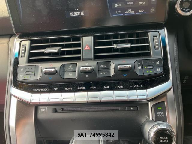 Toyota LAND CRUISER 2023-10 8366620-19
