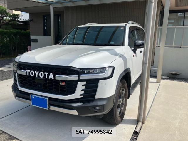 Toyota LAND CRUISER 2023-10 8366620-3