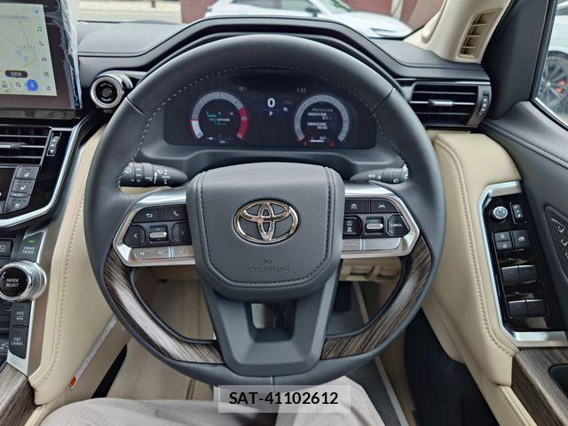 Toyota LAND CRUISER 2025-10 8366611-12