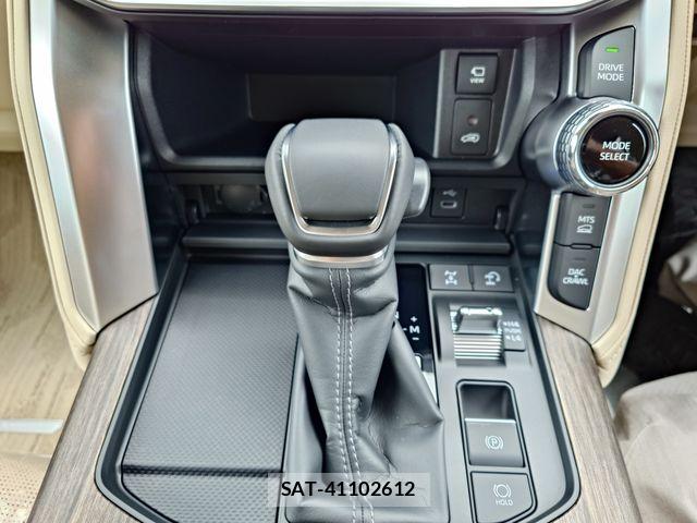 Toyota LAND CRUISER 2025-10 8366611-17