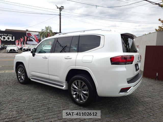 Toyota LAND CRUISER 2025-10 8366611-3