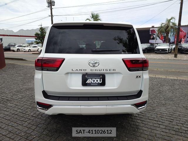 Toyota LAND CRUISER 2025-10 8366611-6