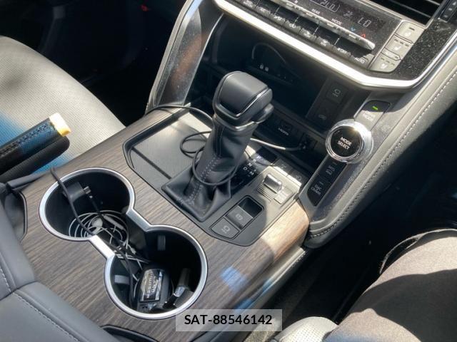 Toyota LAND CRUISER 2025-07 8366612-23