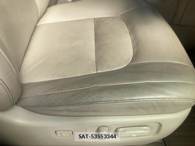 Toyota LAND CRUISER 2018-05 8366623-14