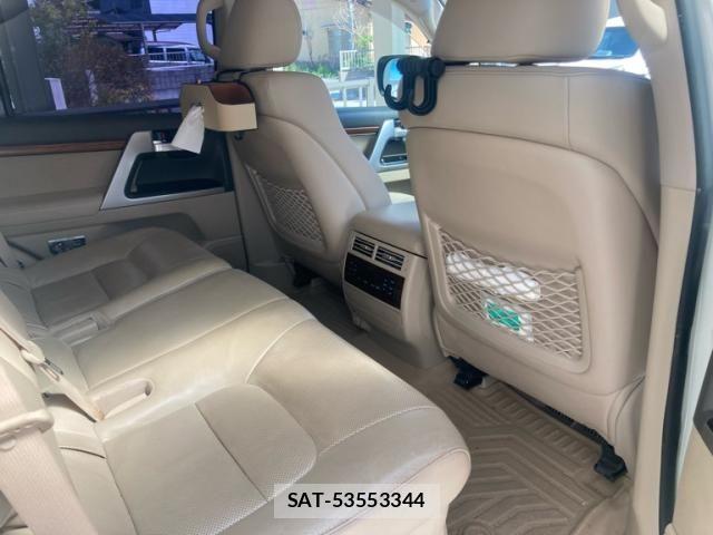 Toyota LAND CRUISER 2018-05 8366623-15