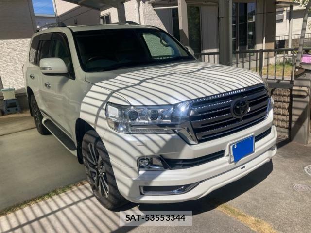 Toyota LAND CRUISER 2018-05 8366623-1