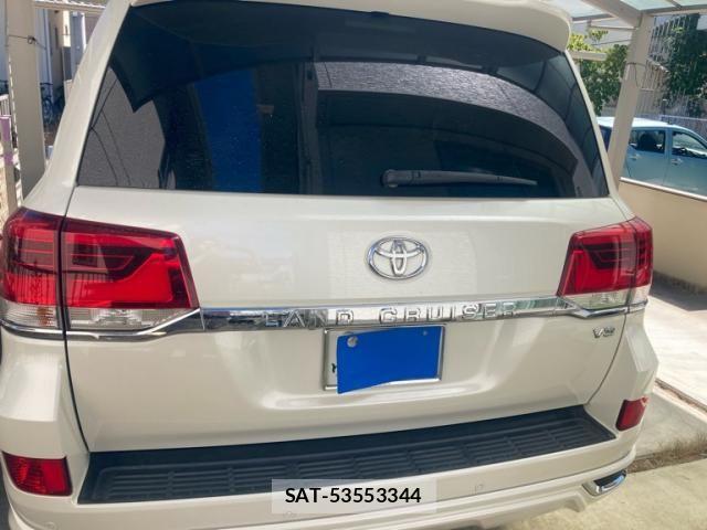 Toyota LAND CRUISER 2018-05 8366623-3