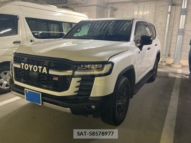 Toyota LAND CRUISER 2023-11 8366616-0