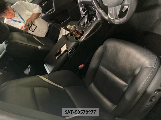 Toyota LAND CRUISER 2023-11 8366616-11