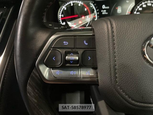 Toyota LAND CRUISER 2023-11 8366616-14