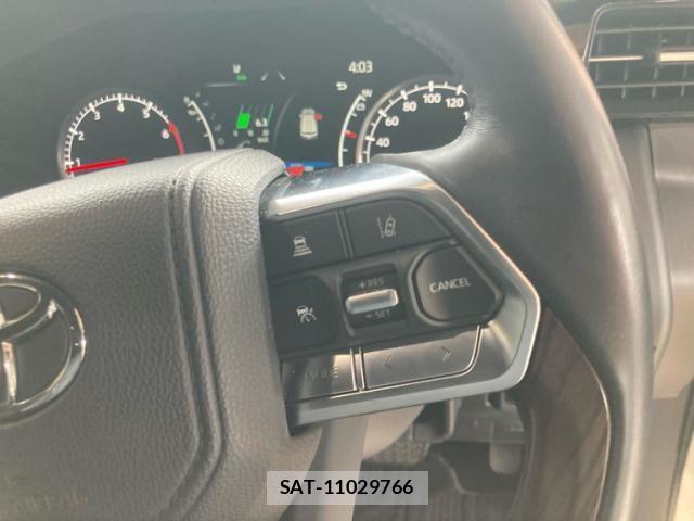 Toyota LAND CRUISER 2024-08 8366621-15