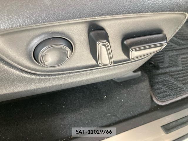 Toyota LAND CRUISER 2024-08 8366621-17