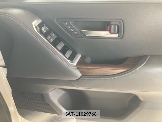 Toyota LAND CRUISER 2024-08 8366621-18