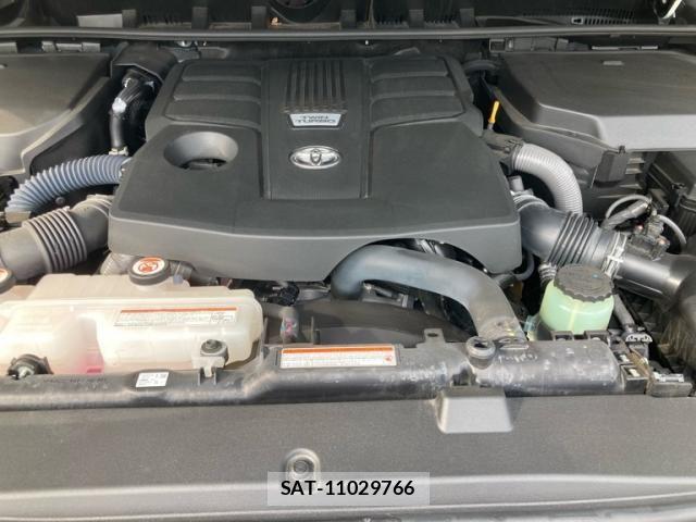 Toyota LAND CRUISER 2024-08 8366621-28
