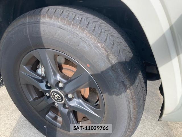 Toyota LAND CRUISER 2024-08 8366621-4