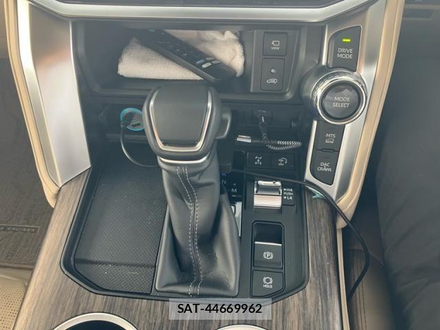 Toyota LAND CRUISER 2025-10 8366615-17