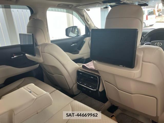 Toyota LAND CRUISER 2025-10 8366615-8