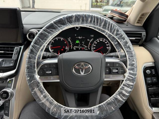 Toyota LAND CRUISER 2023-10 8366614-15