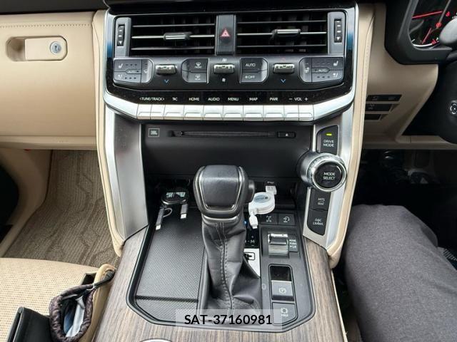 Toyota LAND CRUISER 2023-10 8366614-21