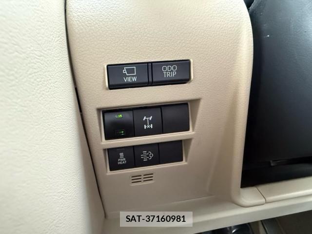 Toyota LAND CRUISER 2023-10 8366614-22
