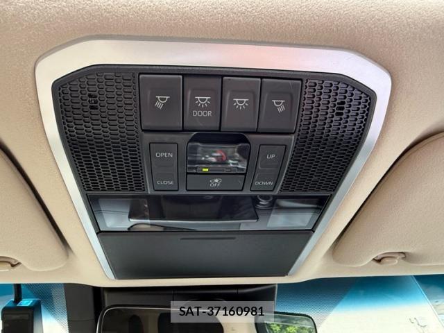 Toyota LAND CRUISER 2023-10 8366614-23