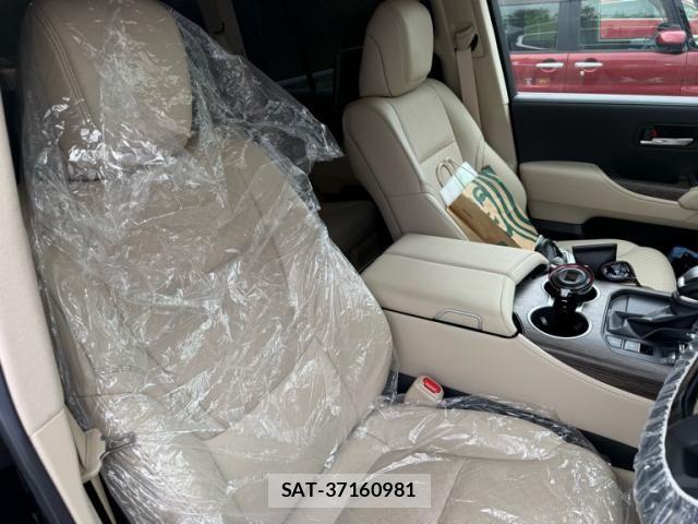 Toyota LAND CRUISER 2023-10 8366614-8