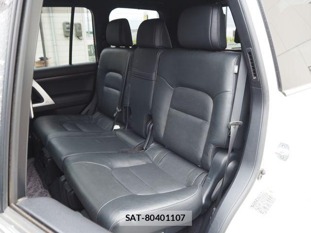Toyota LAND CRUISER 2015-10 8371780-8