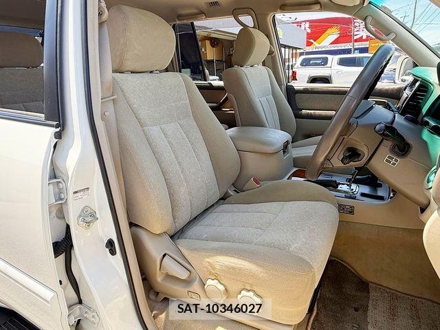 Toyota LAND CRUISER 2004-02 8371779-15