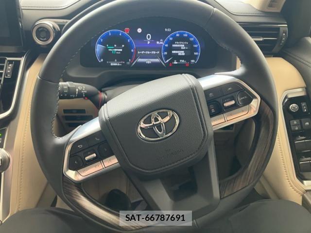 Toyota LAND CRUISER 2025-07 8413172-14