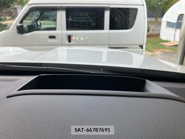 Toyota LAND CRUISER 2025-07 8413172-17