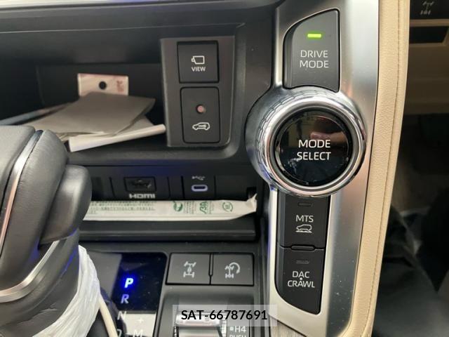 Toyota LAND CRUISER 2025-07 8413172-23
