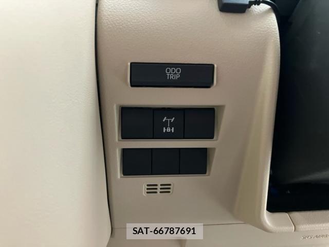 Toyota LAND CRUISER 2025-07 8413172-25