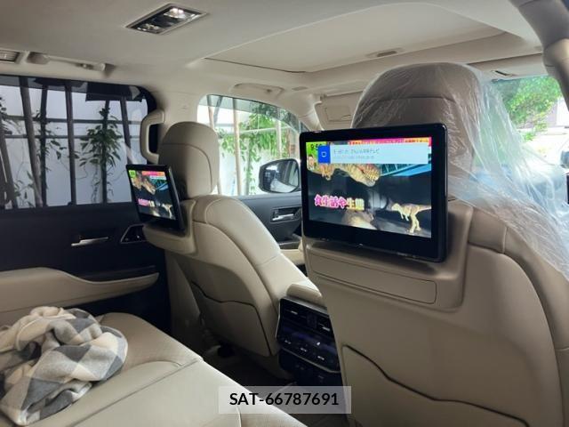 Toyota LAND CRUISER 2025-07 8413172-29