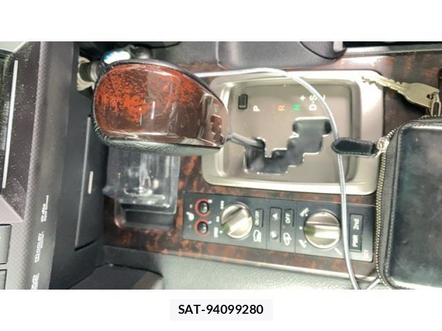 Toyota LAND CRUISER 2011-11 8413175-18