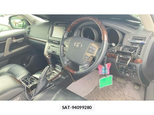 Toyota LAND CRUISER 2011-11 8413175-8