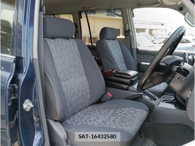 Toyota LAND CRUISER 1995-10 8413174-8