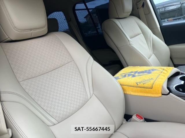 Toyota LAND CRUISER 2024-01 8413163-14